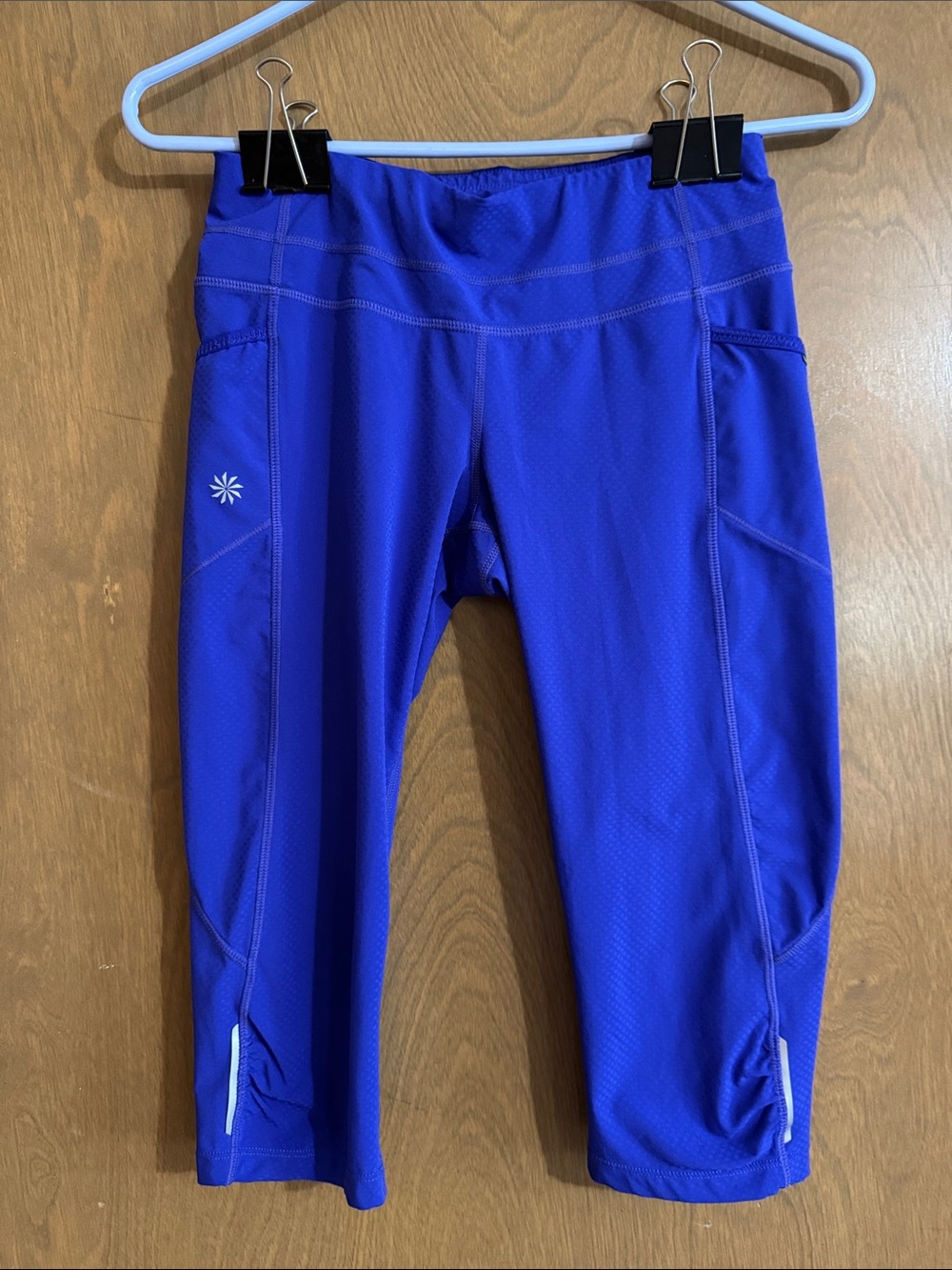 Athleta Deep Blue Cropped Performance Leggings